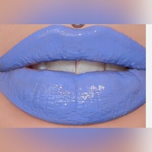 NO APOLOGIES Jeffery Star Supreme Gloss Vibrant Blue Lipstick